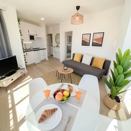 Palm Beach Aparment Sea Views Torremolinos Exterior photo
